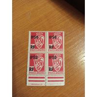 Французская колония Алжир квартблок с нижним полем листа клея без дыр герб (5-2)