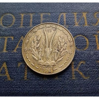 10 франков 1976 Западная Африка #01