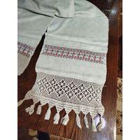 Старинный домотканный рушник из льна с ручной вышивкой