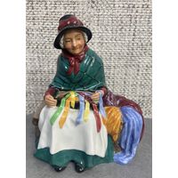 Статуэтка Royal Doulton Англия "Продавец галстуков" 16 х 13 см