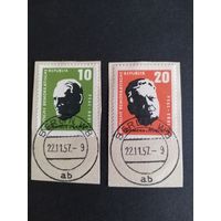 ГДР 1957 Полная серия марок на двух вырезках "К годовщине смерти Гюнтера Рамина и Германа Абендрота" (гашение) Mi.604-605 каталог 2.20 евро