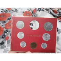 1975 Италия Ватикан официальный набор 7 монет без серебра.не бывшие в обращении отличное качество