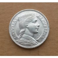 Латвия, 5 латов 1931 г., серебро 0.835