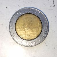 500 лир 1988 года Италия. Итальянская Республика. Брак!