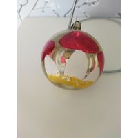 Елочная игрушка шар