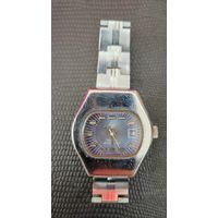 Часы Луч. 1816. СССР. Автоподзавод. Дата. 21 камень.