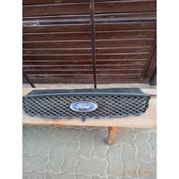 Решетка радиатора  Ford C-Max 1.