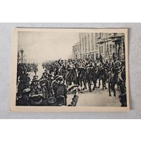 Вступление Котовского в Одессу 1920 год  ИЗОГИЗ открытка