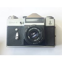 Фотоаппарат "Зенит Е" с объективом INDUSTAR-50-2