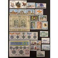 Украина 1997 полный годовой комплект, включает 33 марки, 3 блока и малый лист  MNH