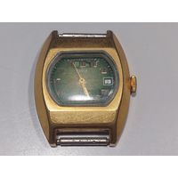 Женские часы Заря 22 камня, позолота Au 10. На ходу. ссср.