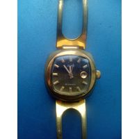 Заря 30 камней АУ 10 с браслетом позолота на ходу