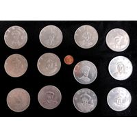 Китай набор сувенирных медалей с Императорами Великой Династии Цин Посеребрение 12 штук редкие тираж 1800 шт