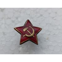 Звездочка на пилотку