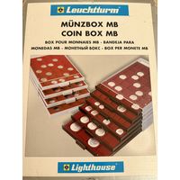 Планшет. Кассета. Монетный Бокс (BOX) Leuchtturm (Лейхтурм) с квадратными ячейками на 20 монет 50х50 мм. MB20M Германия.