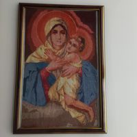 Панно- вышивка мелким крестиком "Мадонна с младенцем Иисусом" Винтаж. 41х28 см.