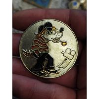 Ну погоди,крупный