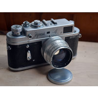 Фотоаппарат Зоркий 4 с объективом Юпитер 8, 61 год