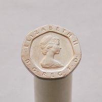 Великобритания 20 пенсов 1982