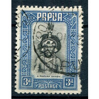 Британские колонии - Папуа - 1932г. - жизнь в Папуа, ландшафты, мотивы, 3 Р - 1 марка - гашёная с повреждением перфорации справа [Mi 83]. #3-WB-70-A-1