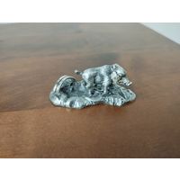 ВИЗИТНИЦА В ВИДЕ ФИГУРКИ КАБАНЧИКА. Серебро. Европа.