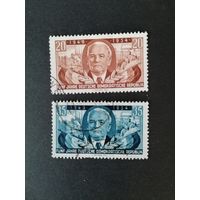 ГДР 1954 Две марки серии "Пять лет со дня образования ГДР" (гашение без клея, есть наклейки) Mi.443-444 каталог 3.40 евро