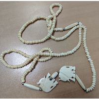 Бусы, кость. 1 метр