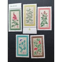 ГДР 1960 Полная серия марок "Домашние лекарственные растения" (чистые**) Mi.757-761 каталог 7.50 евро