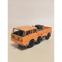 TATRA 613  масштаб 1:43 (DeAgostini)