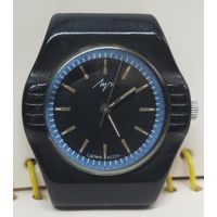 Не частые часы "Луч" в пластиковом корпусе