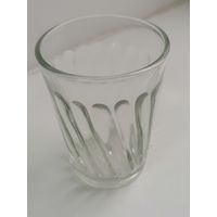 Граненый стакан - грани внутрь, прозрачный