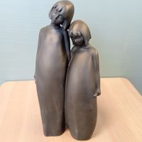 Статуэтка "Сестры"(Sisters), Royal Doulton, черный базальт, Англия