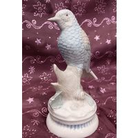Винтажная статуэтка Птица. Фарфоровая фабрика Karl Ens, детальное изображение птиц. 16 см.
