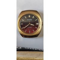 Часы ВОСТОК в редком исполнении ,17 камней. позолота