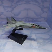 Модель самолёта МиГ-31 (металл)