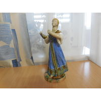 Скульптура. Танцующая девушка. СССР 1950-е СХФ 1