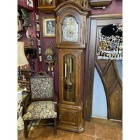 Часы напольные с чертвертным боем