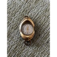 Часы Заря в рабочем состоянии