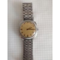 Часы Луч 3045 рабочие.