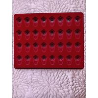 Планшет на 32 гробика.