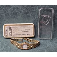 Старт с 1 Рубля !!! Часы женские СССР Чайка AU 17 камней Рабочие !!!