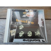 CD - Bonfire - Bonfire goes bananas - Pseudonym Records, Holland