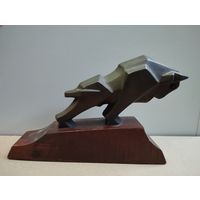 Статуэтка Зубр МАЗ (размер 13 х 22 см), металл. БССР