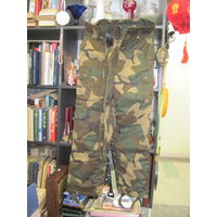 Штаны-комбинезон камуфлированные утепленные, размер 44/2.