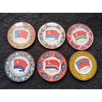 Гербы и флаги союзных республик СССР. Сборный лот. Цена за один значок. (Е-5)