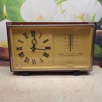 Часы Маяк с барометром и градусником, СССР. в ремонт.