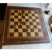 Огромная старая шахматная доска под реставрацию соломки
