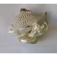 Статуэтка фарфор карп