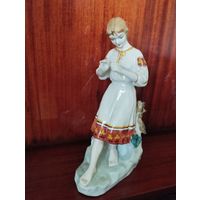 Советская статуетка