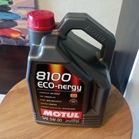 Моторное масло Motul 8100 Eco-nergy 5W30 (5 литров)